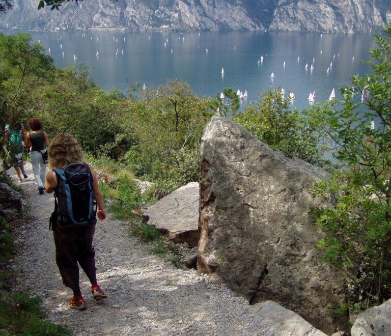 Trekking
